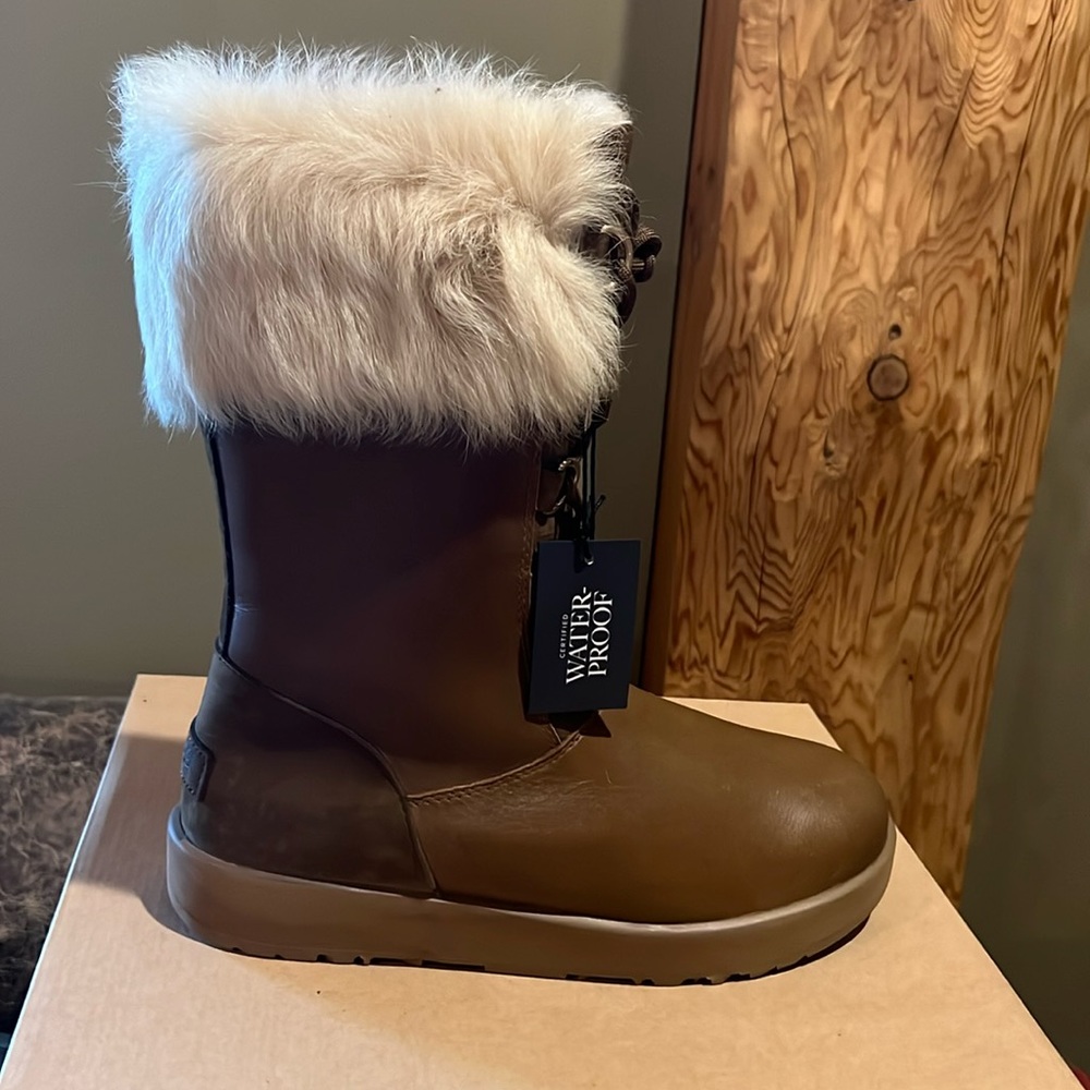 Women’s UGG waterproof fur lined winter boots.